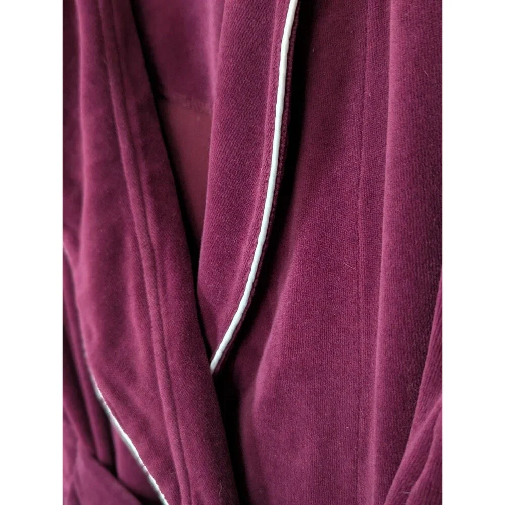 VTG Eileen West Velour Long Robe Womens Large Maroon Belted Stretch Back Lounge